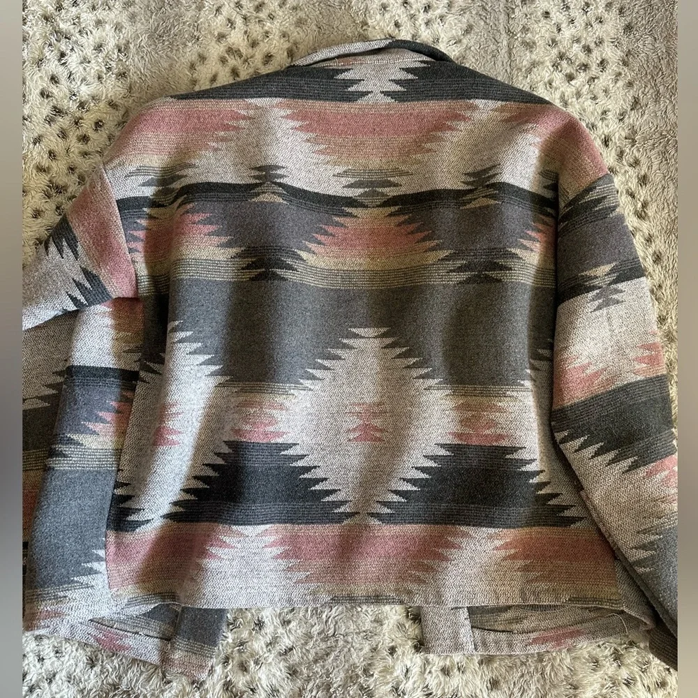 Soft Printed Jacket - Picture 4 of 4